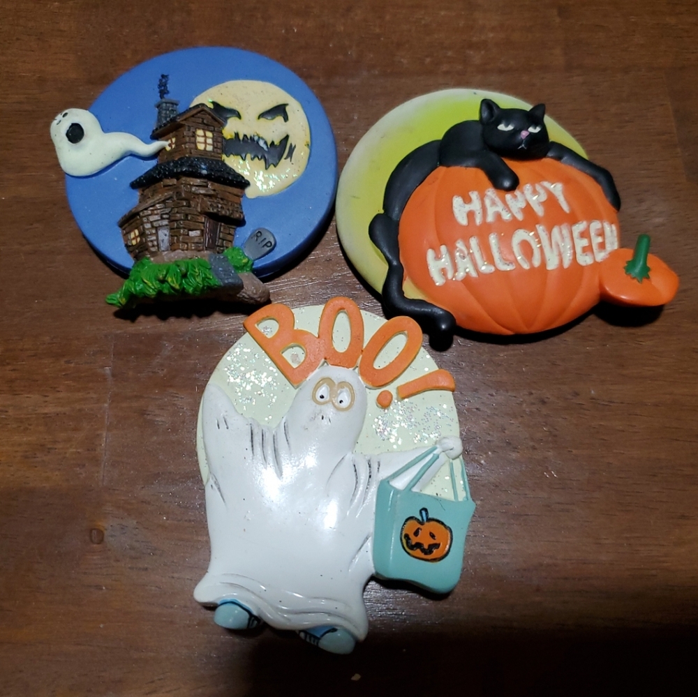 3 SWIBCO Halloween Fridge Magnets ‘08 Haunted House/Cat W/Pumpkin/Ghost BOO!